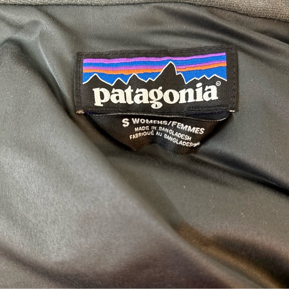 Patagonia winter down coat. Small. With hood - Picture 4 of 5